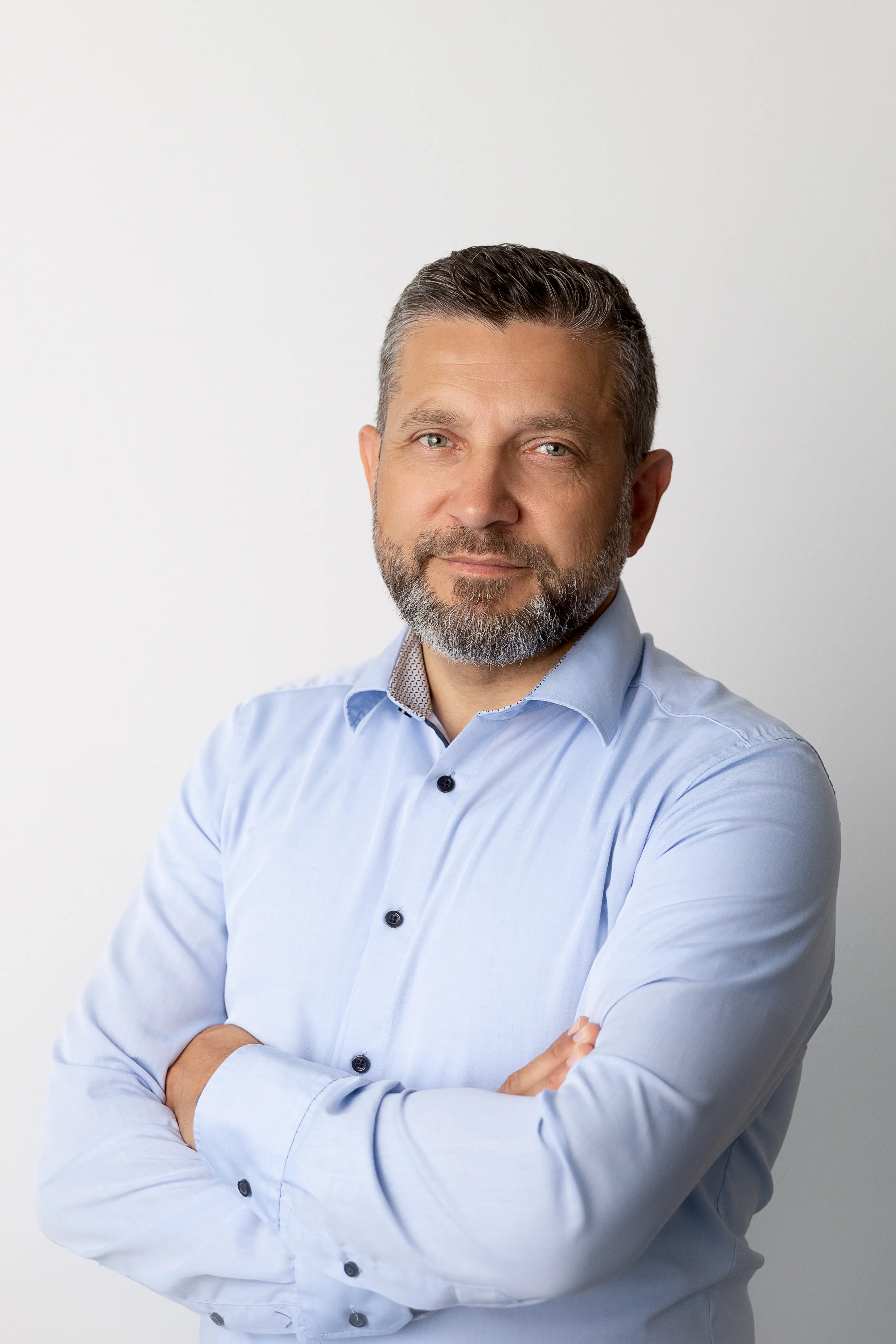 Porträt von Alex Schmidt, Geschäftsführer der Schapka GmbH